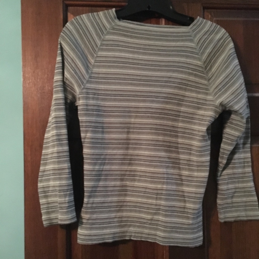 🔥$5 Deal 2+items. Cute Quarter Sleeve Striped green Top